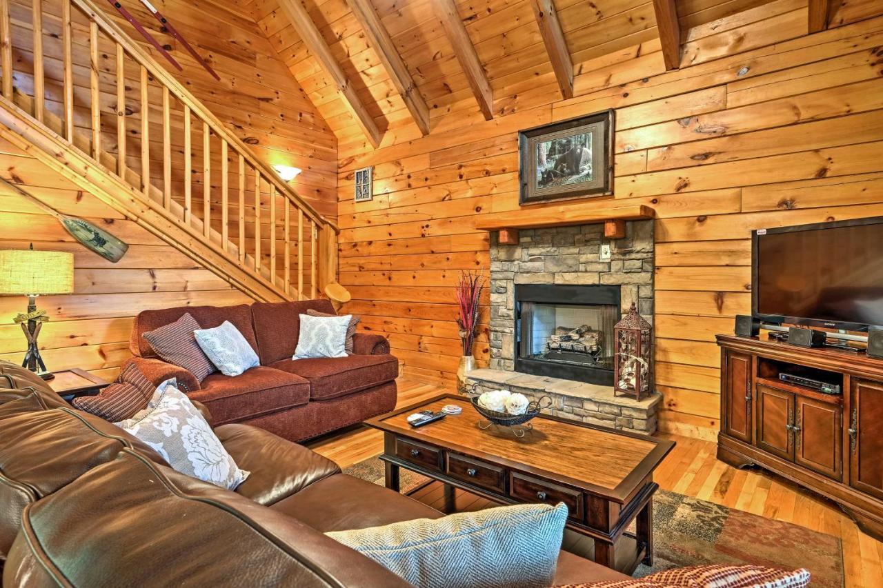 Pigeon Forge Cabin With Hot Tub, Grill And Pool Table! Villa Sevierville Exterior photo