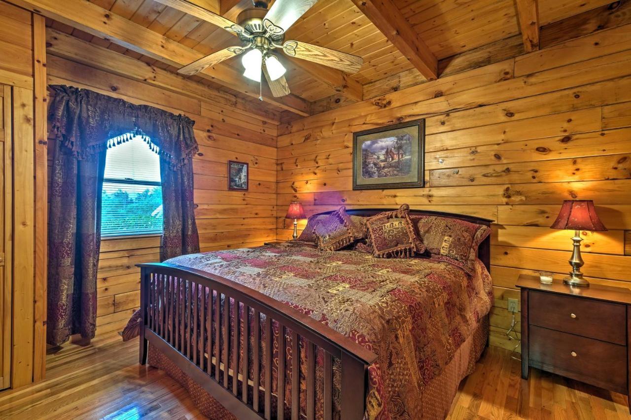 Pigeon Forge Cabin With Hot Tub, Grill And Pool Table! Villa Sevierville Exterior photo