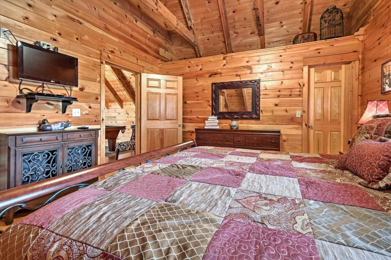 Pigeon Forge Cabin With Hot Tub, Grill And Pool Table! Villa Sevierville Exterior photo